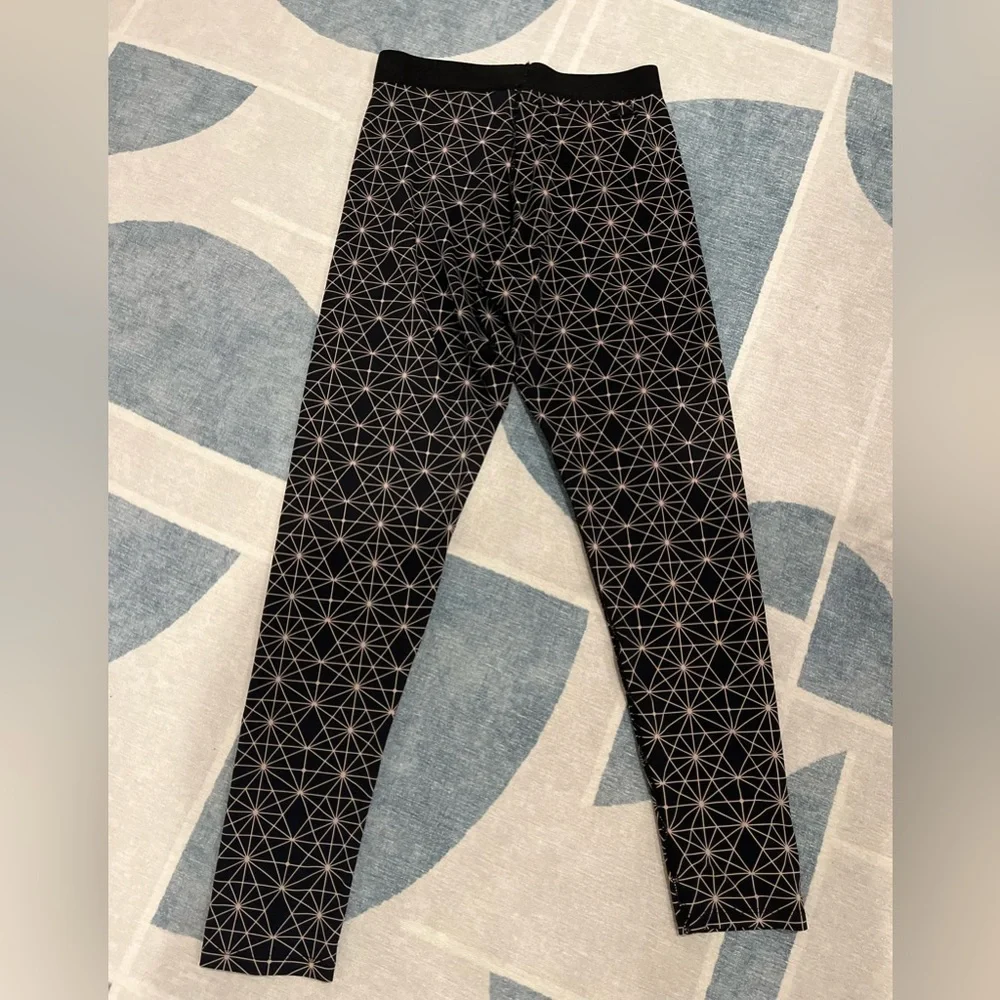 Leggings Size 8 - Picture 4 of 4